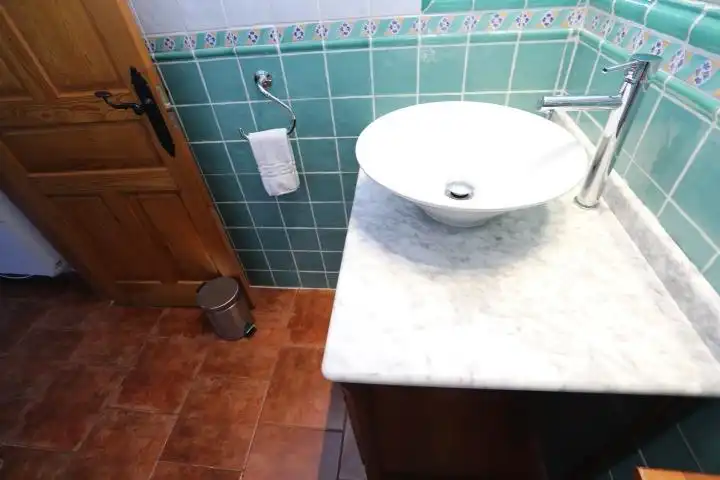 Bany de Finca rústica en venda en Quirós amb Calefacció, Jardí privat i Terrassa