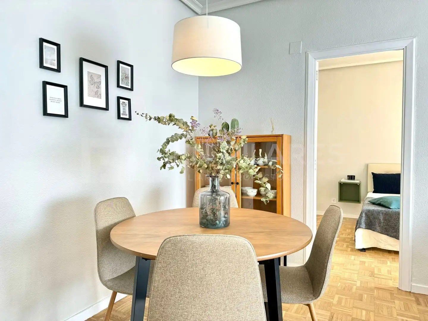 Room in Calle Fundición, Gran Via