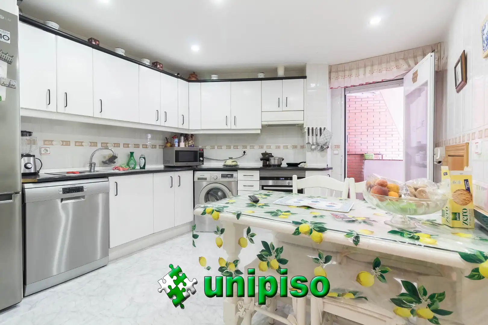 Cocina de Dúplex en venta en Leganés con Aire acondicionado, Calefacción y Parquet