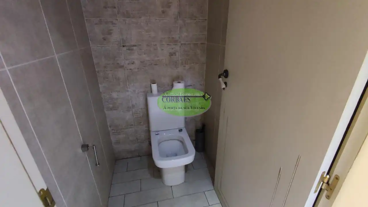 Bathroom of Commercial properties for rent in O Carballiño    with Furnished