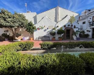 Jardí de Casa o xalet de lloguer en Estepona amb Terrassa