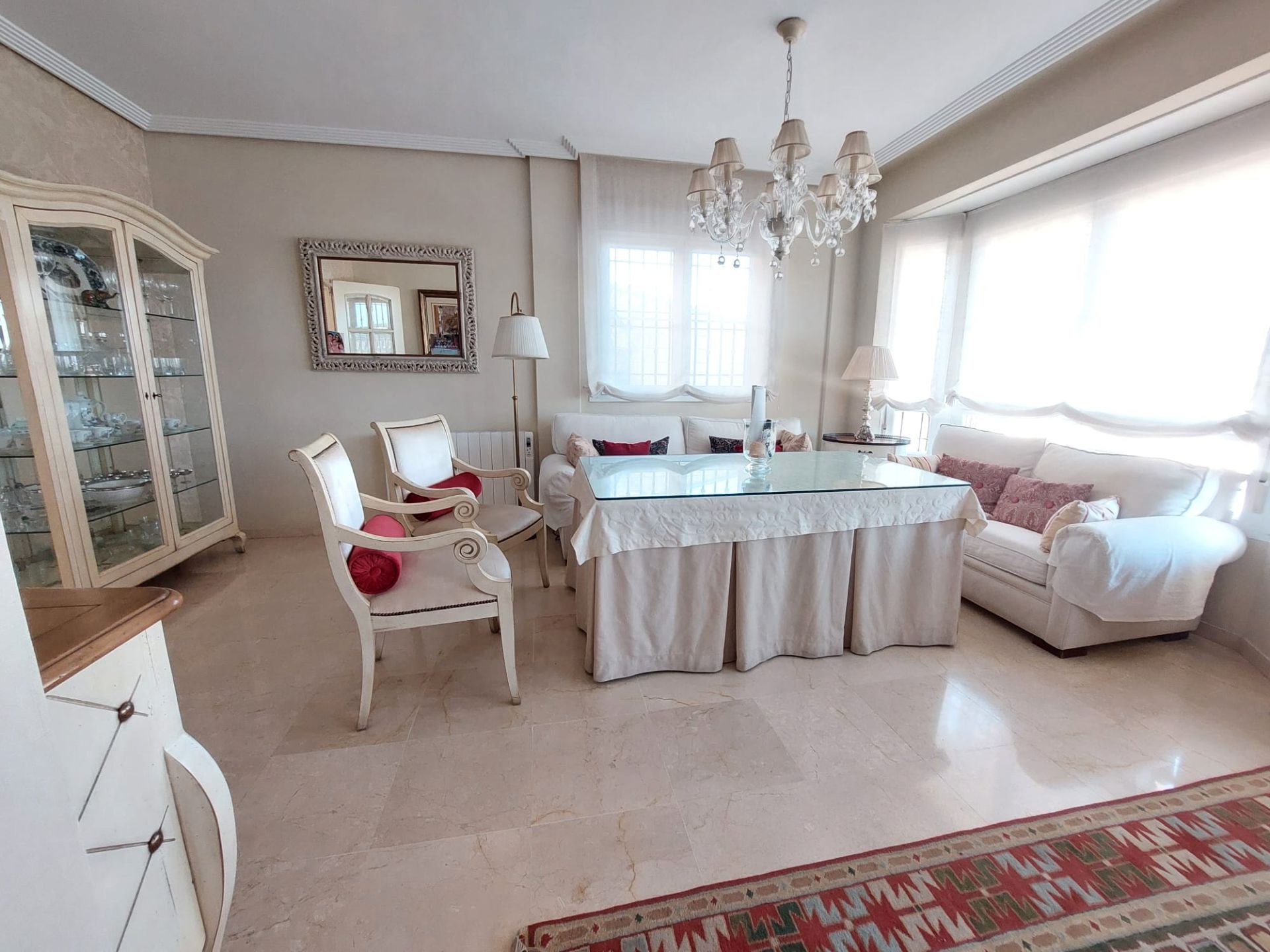 Menjador de Casa o xalet en venda en  Córdoba Capital amb Aire condicionat, Calefacció i Jardí privat