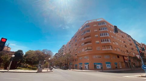 Foto 3 de Piso en venta en Plaza America, Campoamor, Alicante / Alacant