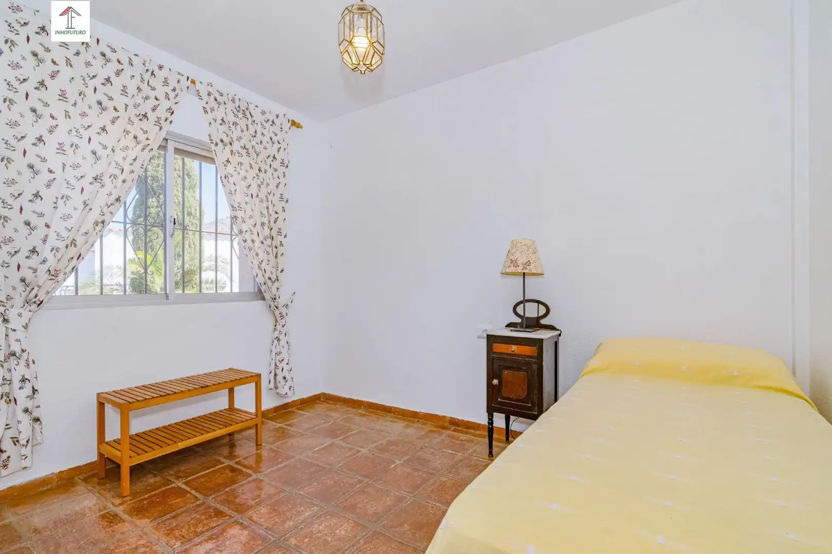 Habitación de Casa o chalet en venta en Motril con Jardín privado, Terraza y Piscina