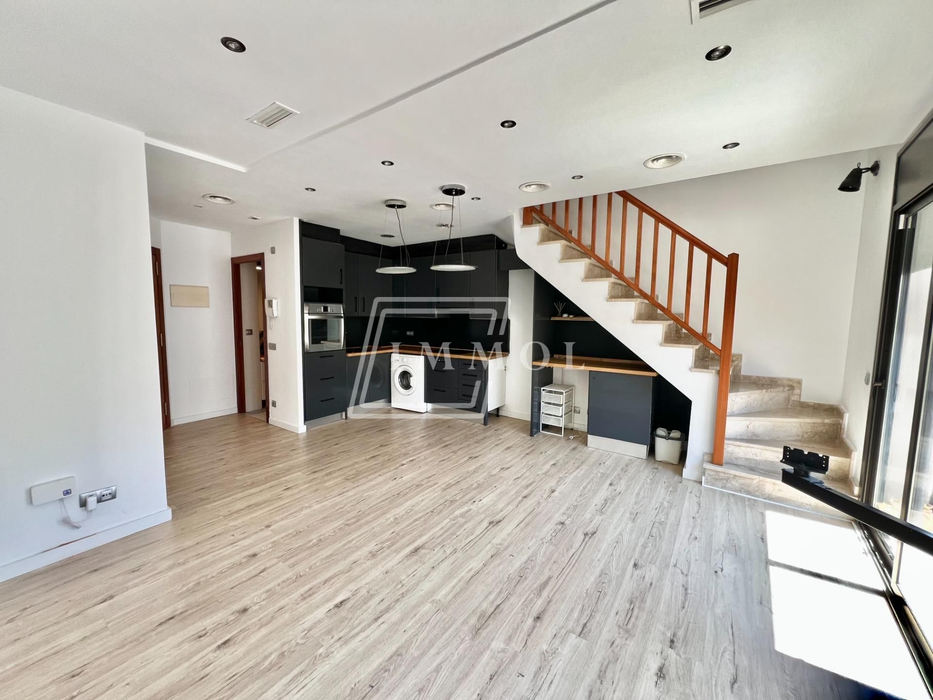 Attic for sale in Mataró  with Air Conditioner, Heating and Terrace