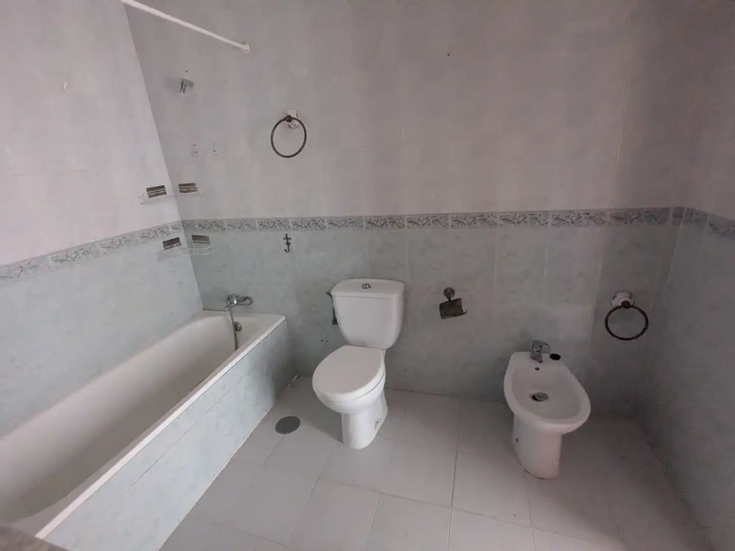 Baño de Casa adosada en venta en Sevilla con Balcón