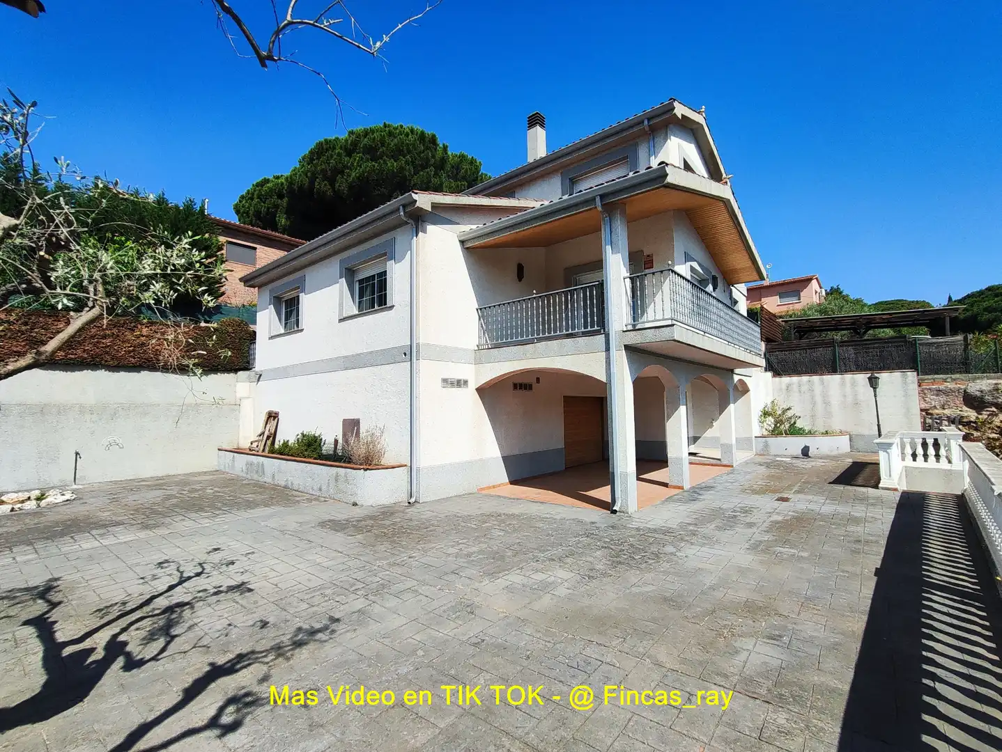 Vista exterior de Casa o chalet en venta en Bigues i Riells del Fai con Calefacción, Jardín privado y Terraza