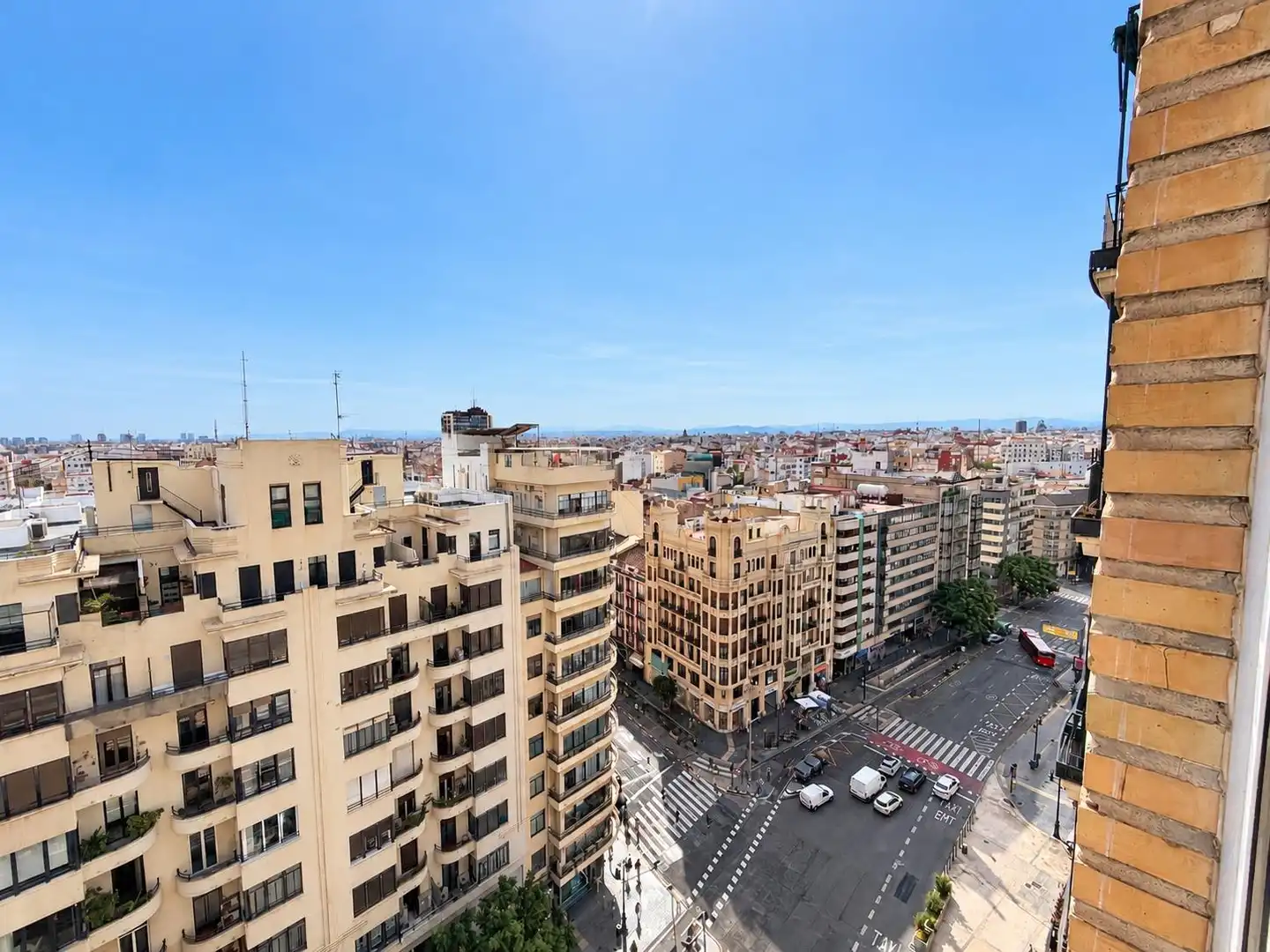 Vista exterior de Piso de alquiler en Valencia con Aire acondicionado y Calefacción