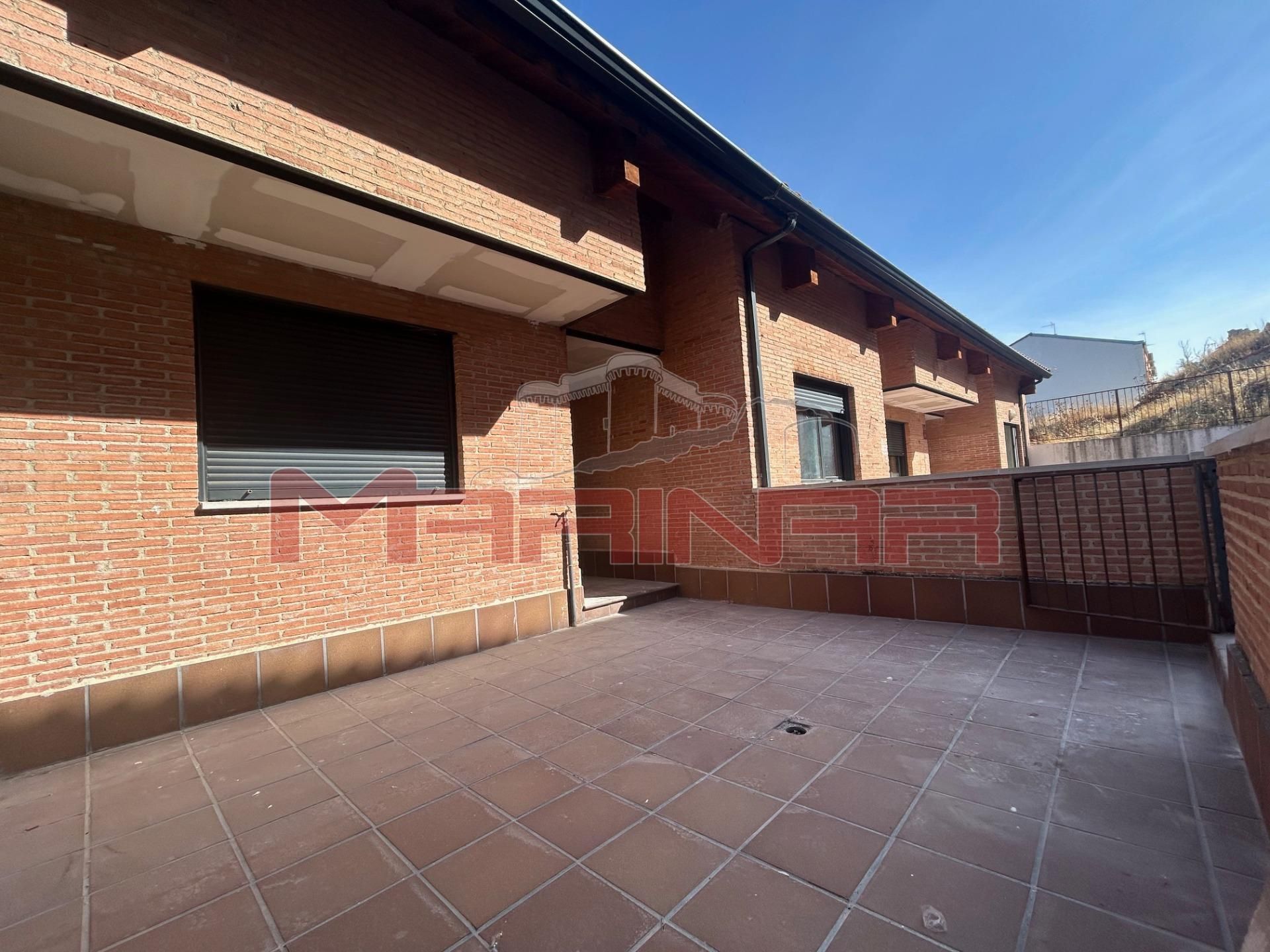 Vista exterior de Dúplex en venda en Seseña