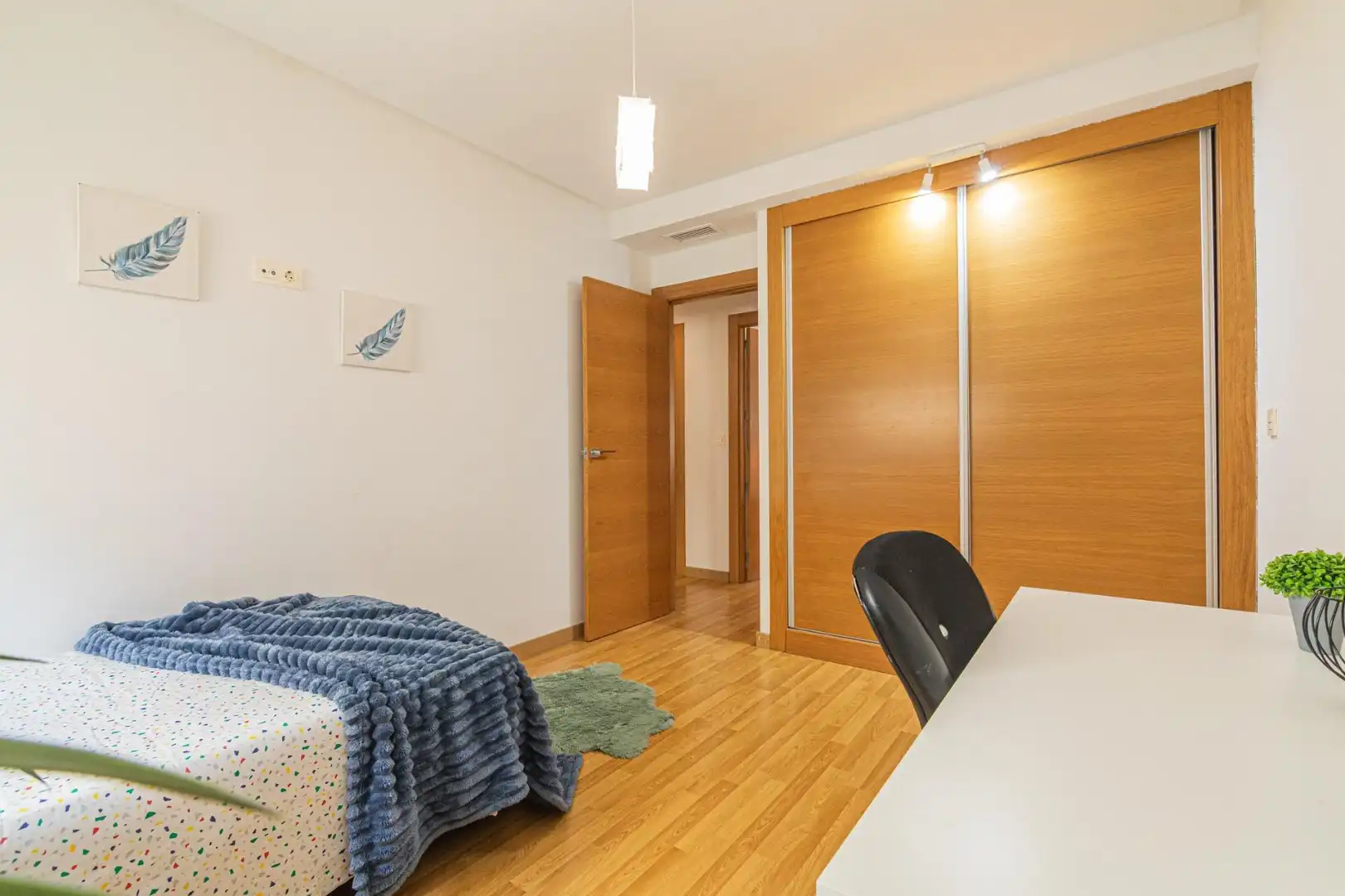 Bedroom of Flat for sale in Crevillent  with Terrace and Community pool