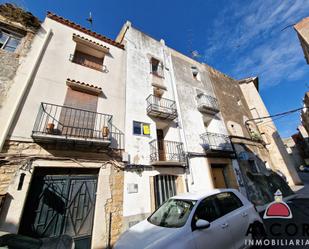 Vista exterior de Casa o xalet en venda en La Jana amb Terrassa i Balcó