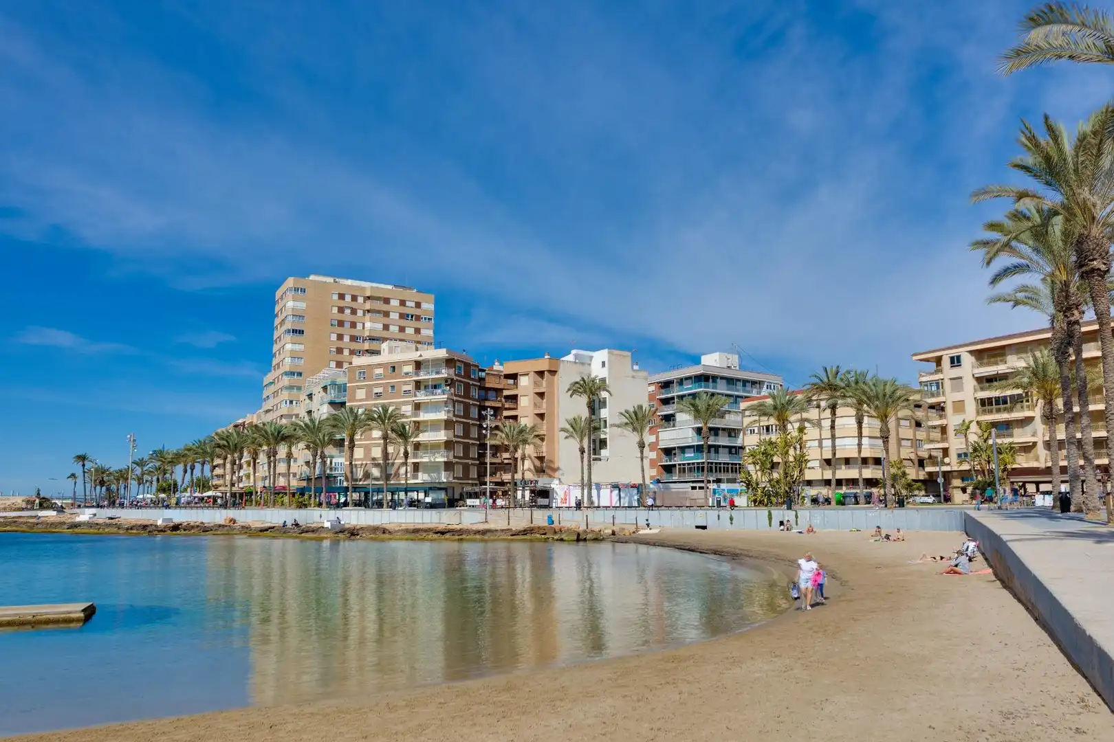 Exterior view of Study for sale in Torrevieja  with Air Conditioner, Terrace and Balcony