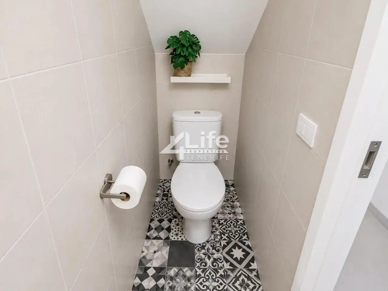 Bathroom of Duplexes for sale in Arona  with Private garden, Terrace and Swimming Pool