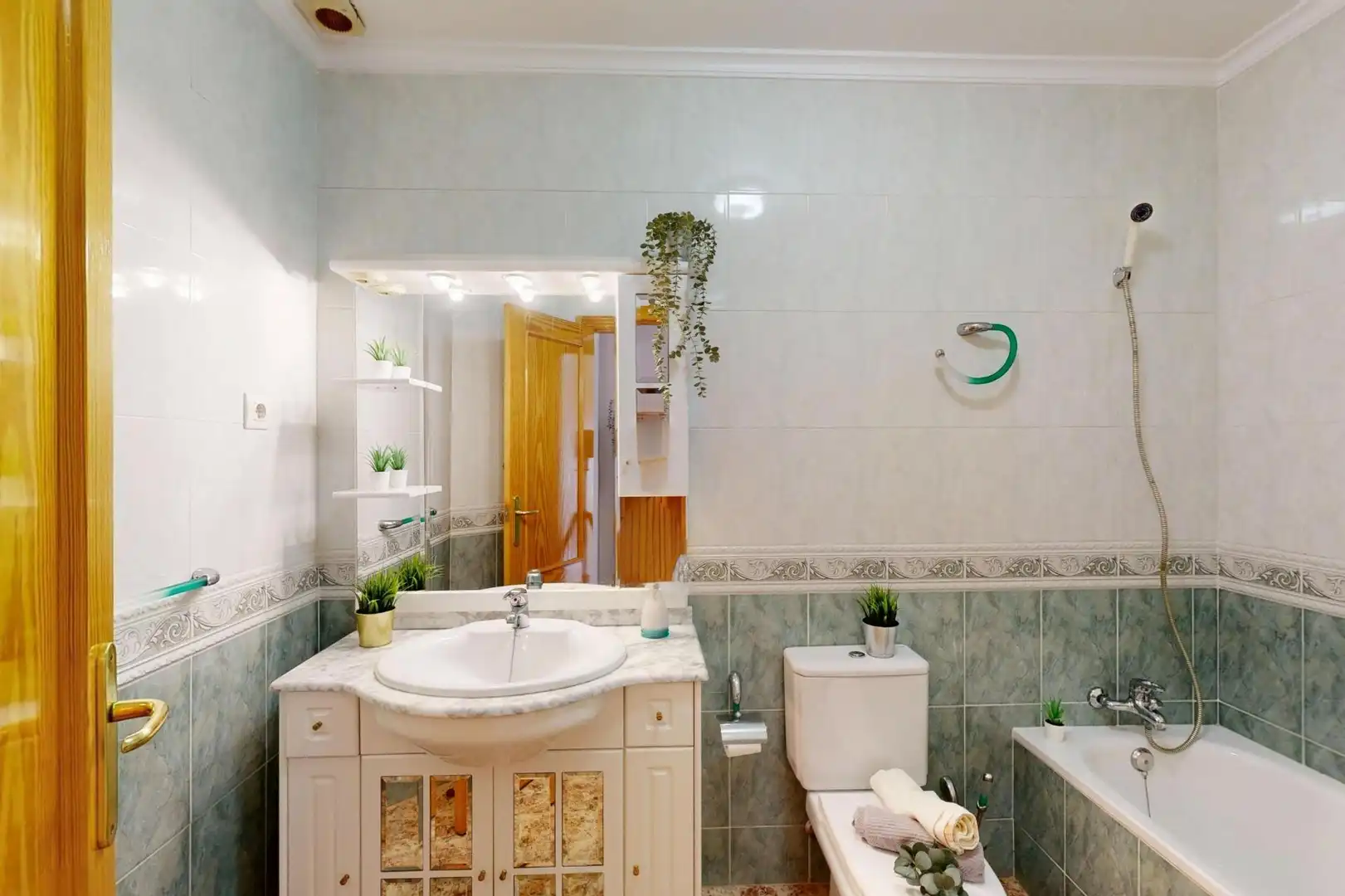Baño de Casa o chalet en venta en Los Alcázares con Aire acondicionado, Calefacción y Jardín privado