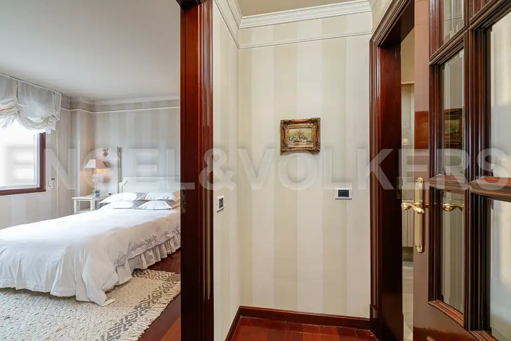 Dormitori de Pis de lloguer en Vigo  amb Calefacció, Parquet i Moblat