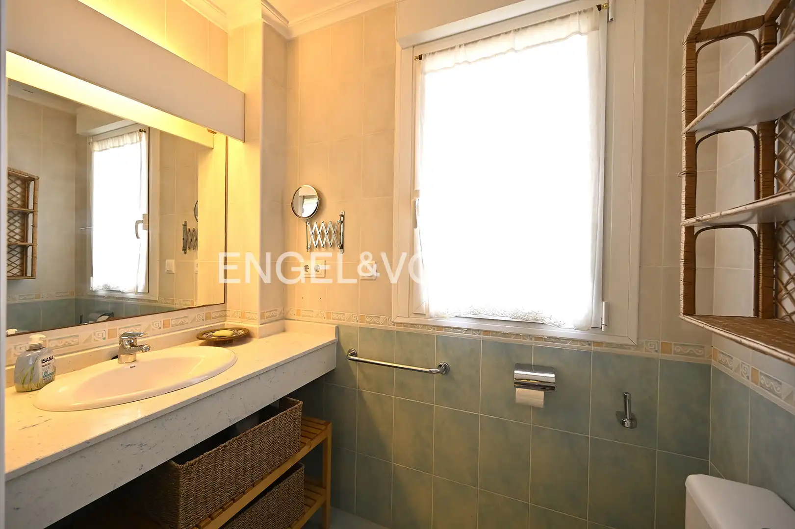 Bathroom of Houses for sale in San Vicente de la Barquera  with Heating and Private garden