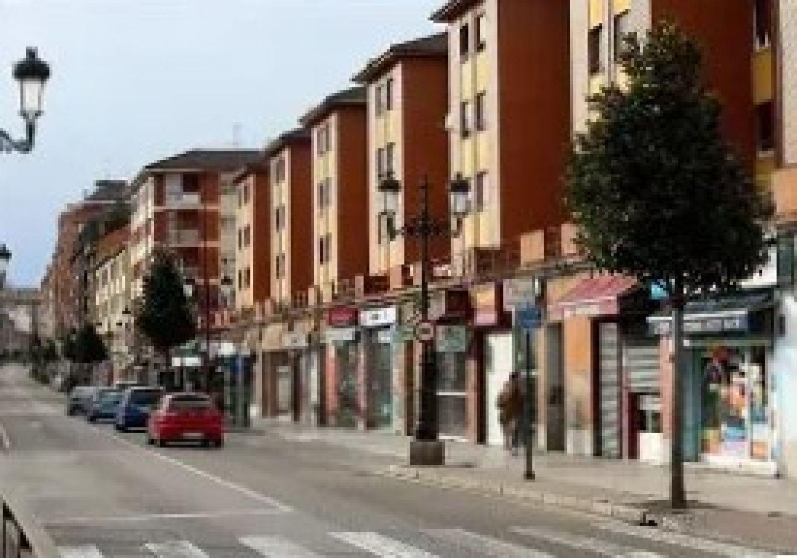 Vista exterior de Piso en venta en Oviedo 