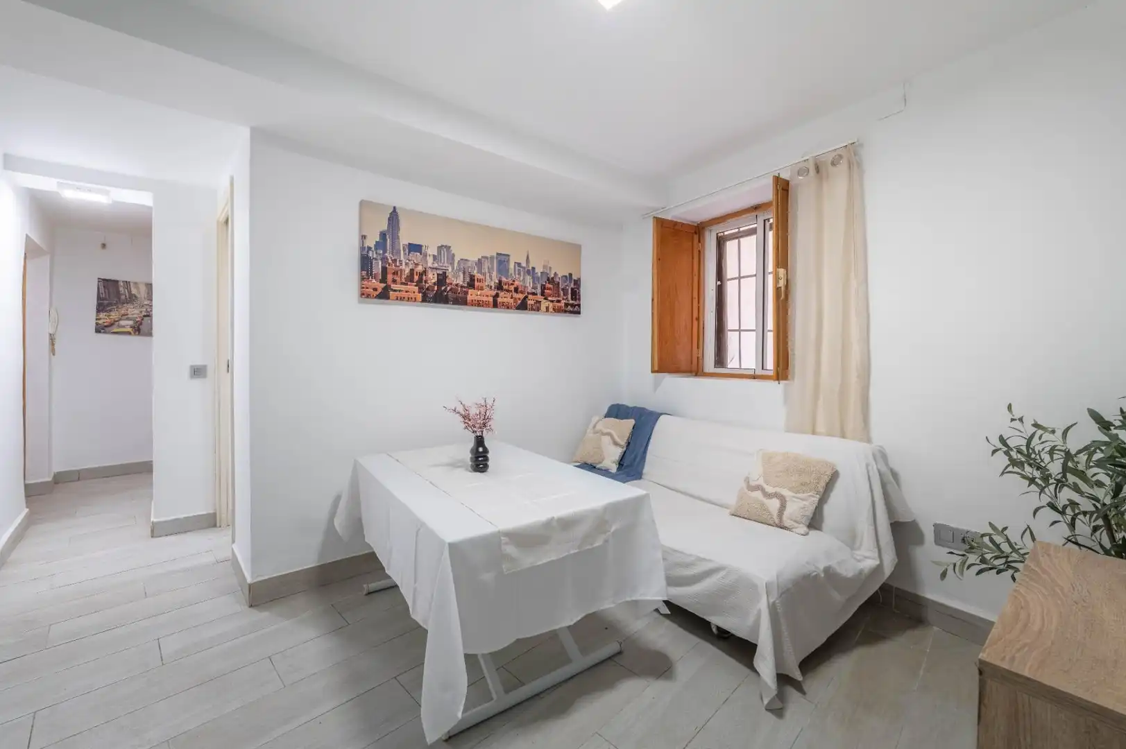 Living room of Apartments for sale in Granada  with Furnished