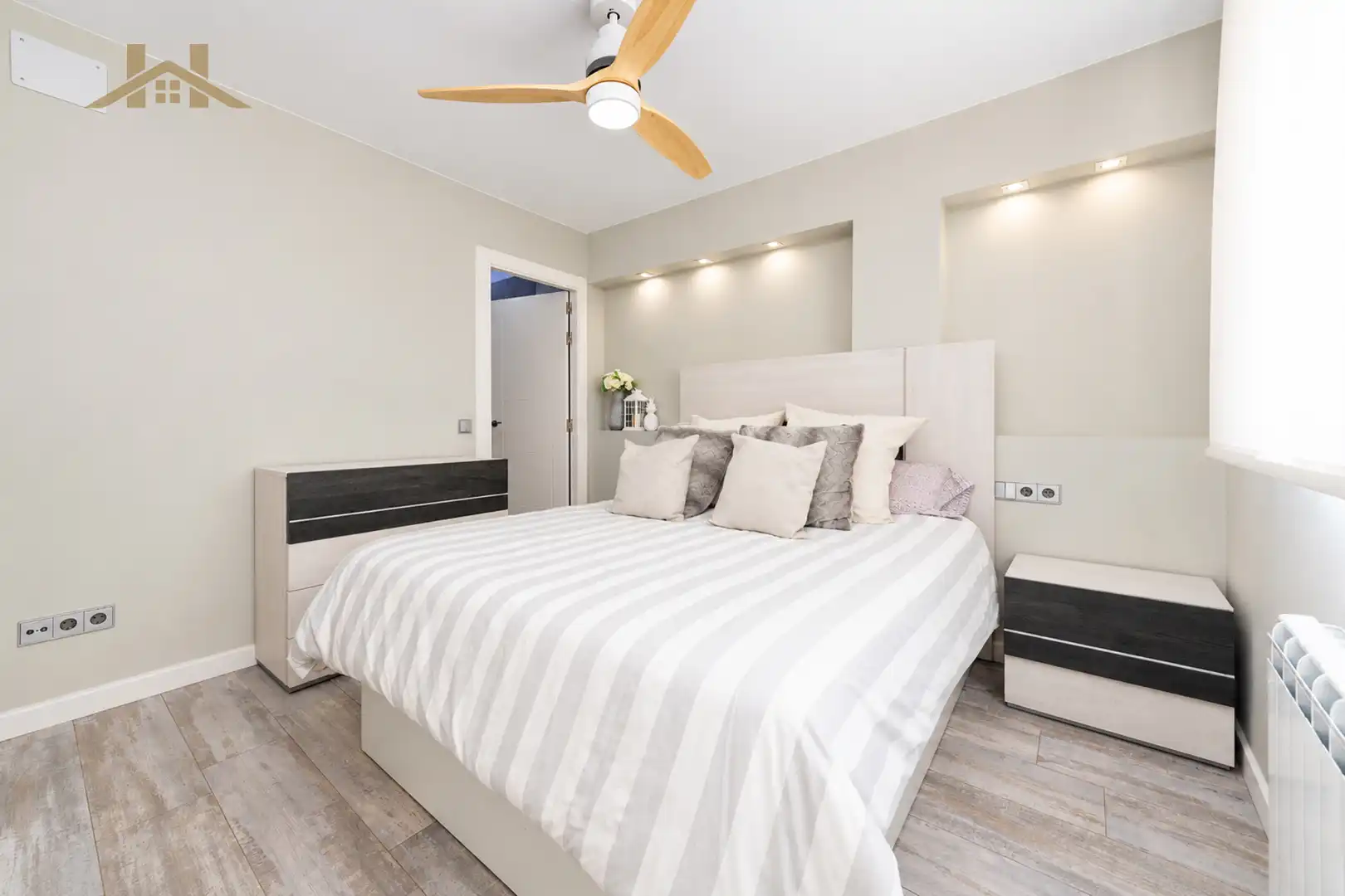 Flat with lift for sale in Calle de los Cantos 1, imagen 5