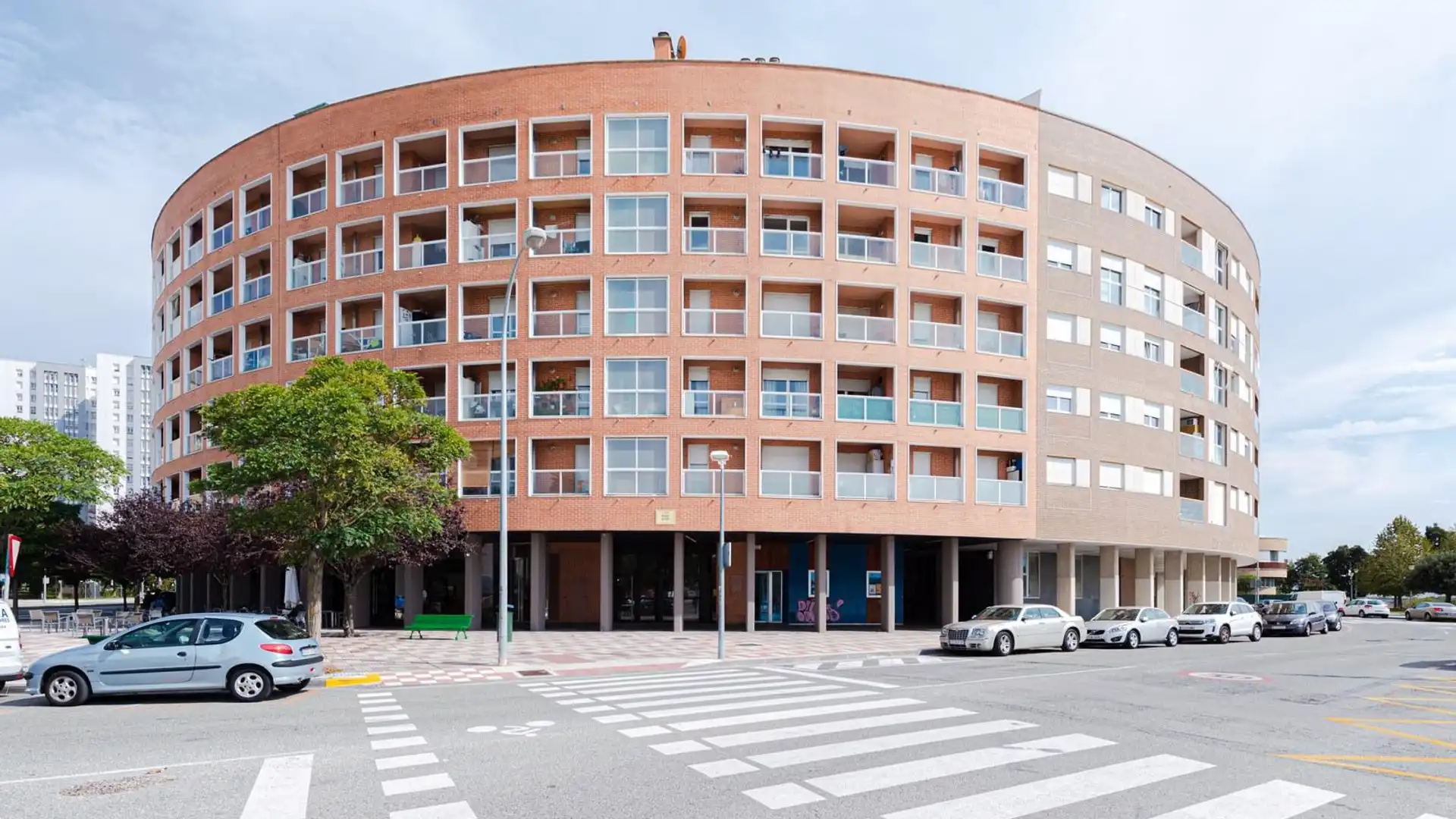 Vista exterior de Piso en venta en Barañáin / Barañain con Parquet, Terraza y Trastero