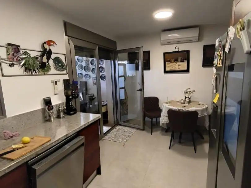 Cuina de Casa o xalet en venda en Pilar de la Horadada amb Aire condicionat, Terrassa i Piscina