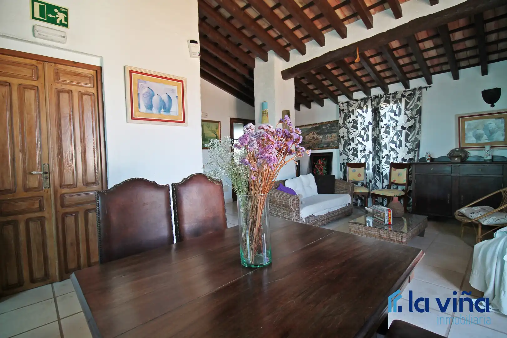 Comedor de Finca rústica en venta en Martín de la Jara con Aire acondicionado, Jardín privado y Trastero