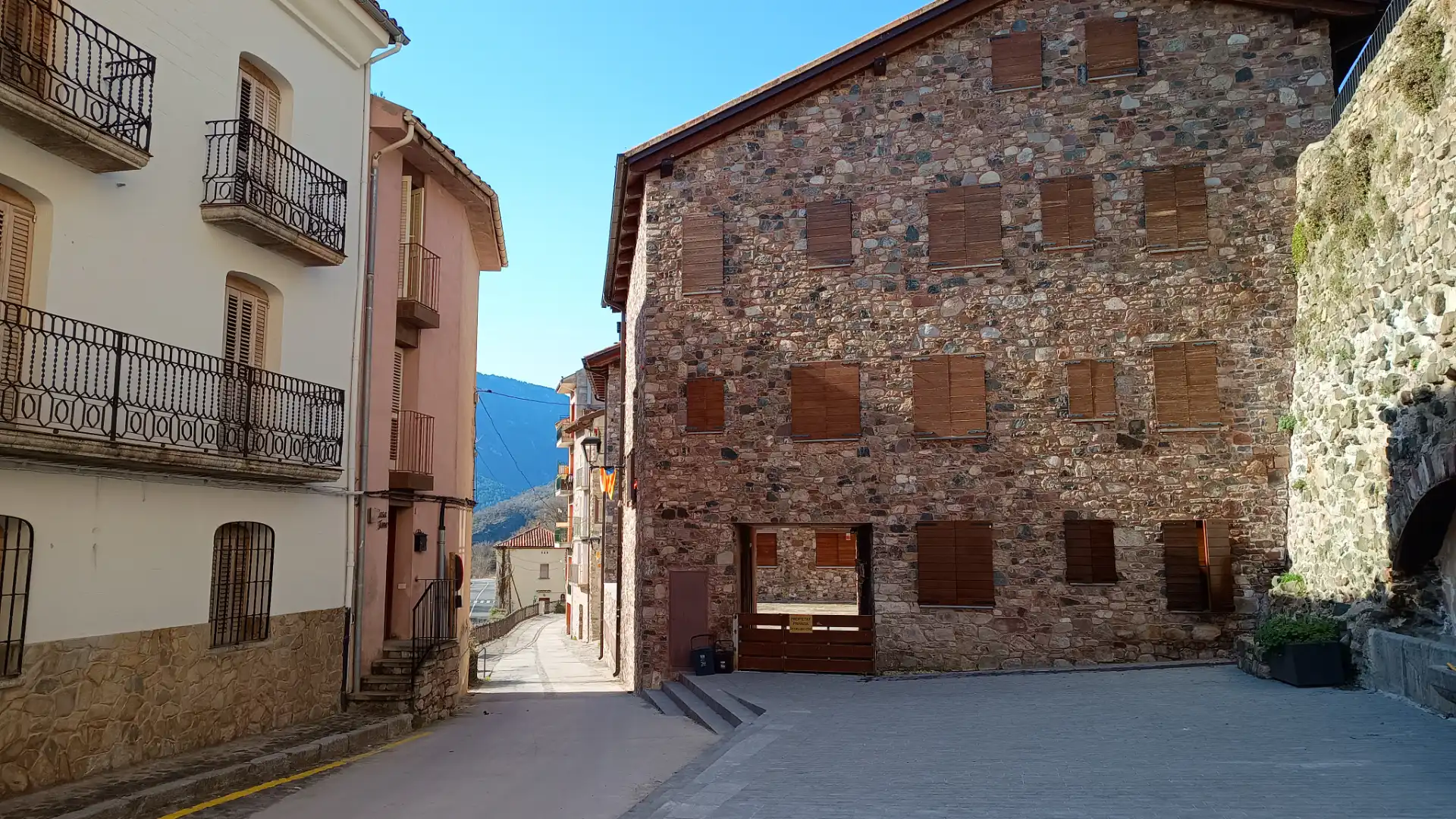 Duplexes for sale in Plaza Angel Esteva,De, 2, Baix Pallars