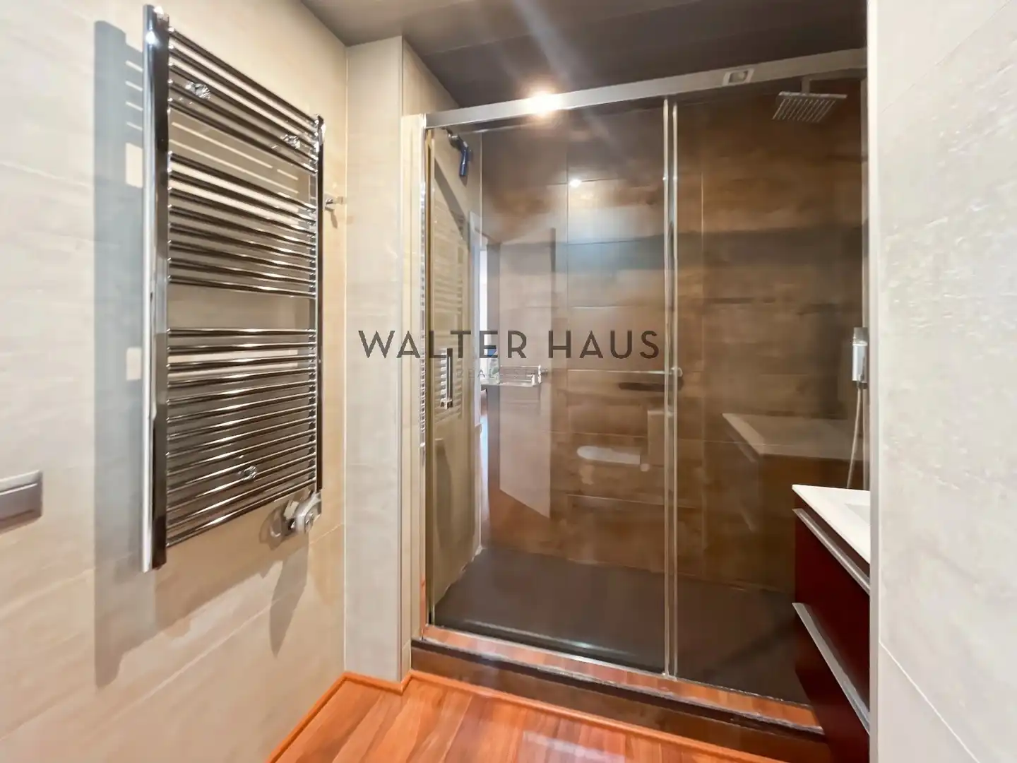 Badezimmer von Wohnung zur Miete in Barcelona mit Klimaanlage, Heizung und Möbliert