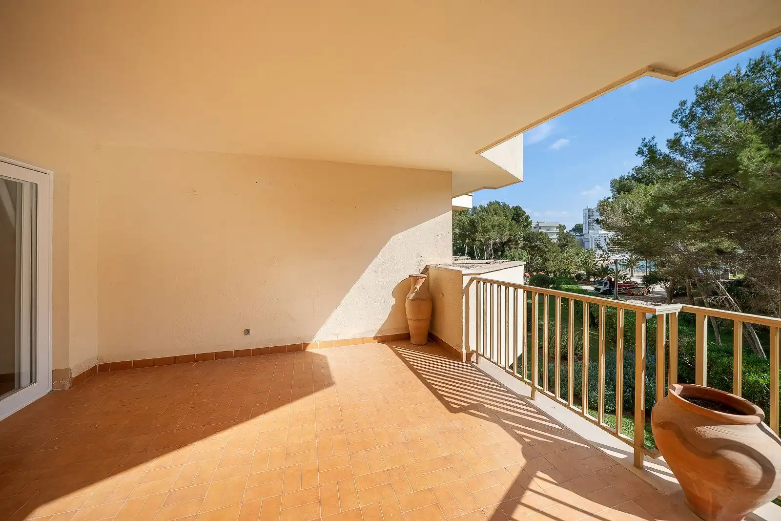 Terrassa de Apartament en venda en Calvià amb Aire condicionat, Calefacció i Jardí privat