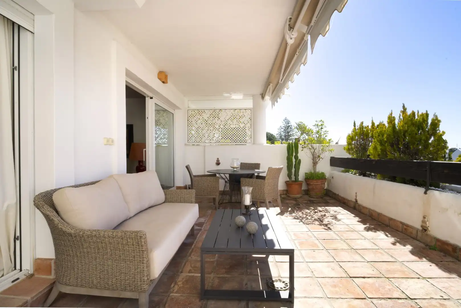 Apartament amb piscina en venda a Nueva Andalucía