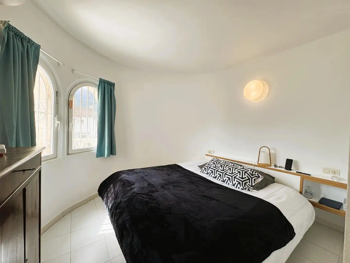 Schlafzimmer von Einfamilien-Reihenhaus zum Verkauf in Dénia mit Klimaanlage, Privatgarten und Terrasse