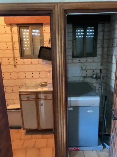 Cocina de Casa o chalet en venta en La Adrada  con Calefacción, Jardín privado y Trastero