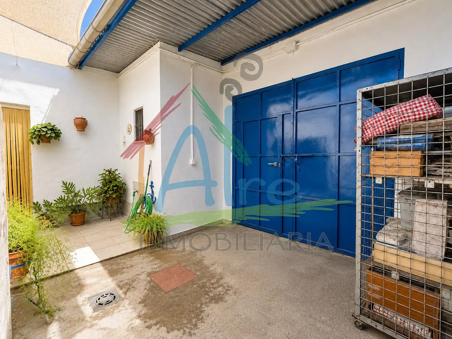 Industrial buildings for sale in Ventiseis de junio, Almonte ciudad
