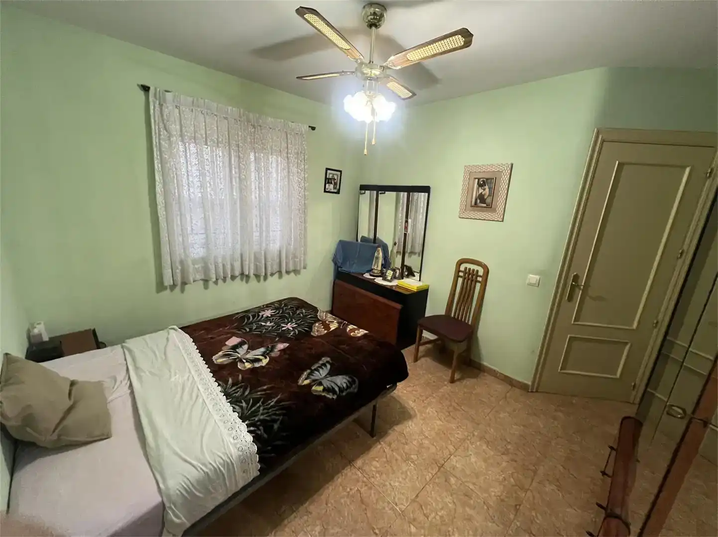 Habitación de Casa o chalet en venta en Los Navalmorales con Jardín privado y Trastero