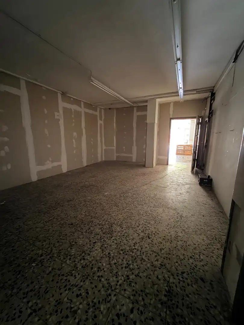 Local comercial en venta en Centre - Estació, imagen 9