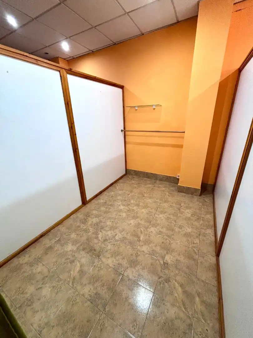 Business premises to rent in Oeste, imagen 11