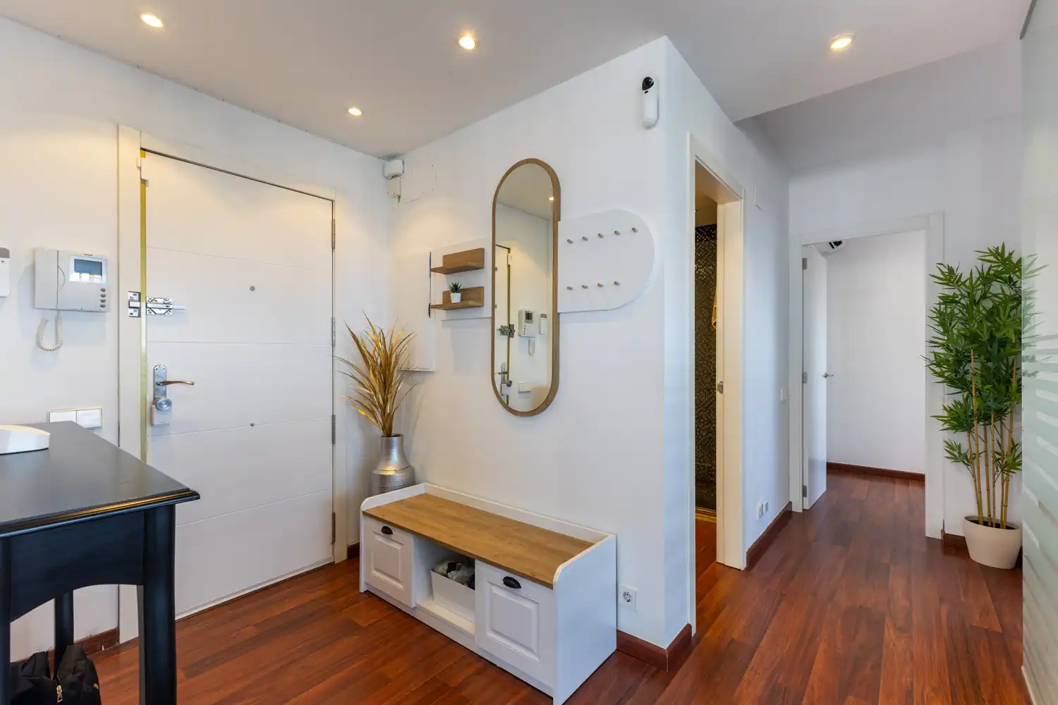 Attic for rent in Valencia  with Air Conditioner, Heating and Parquet flooring