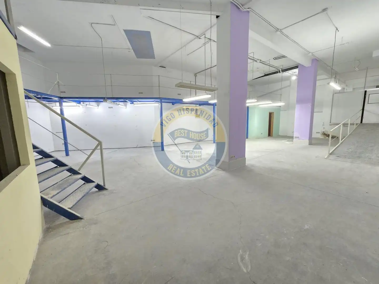 Local comercial en venta en Calle del Pintor Laxeiro, imagen 17