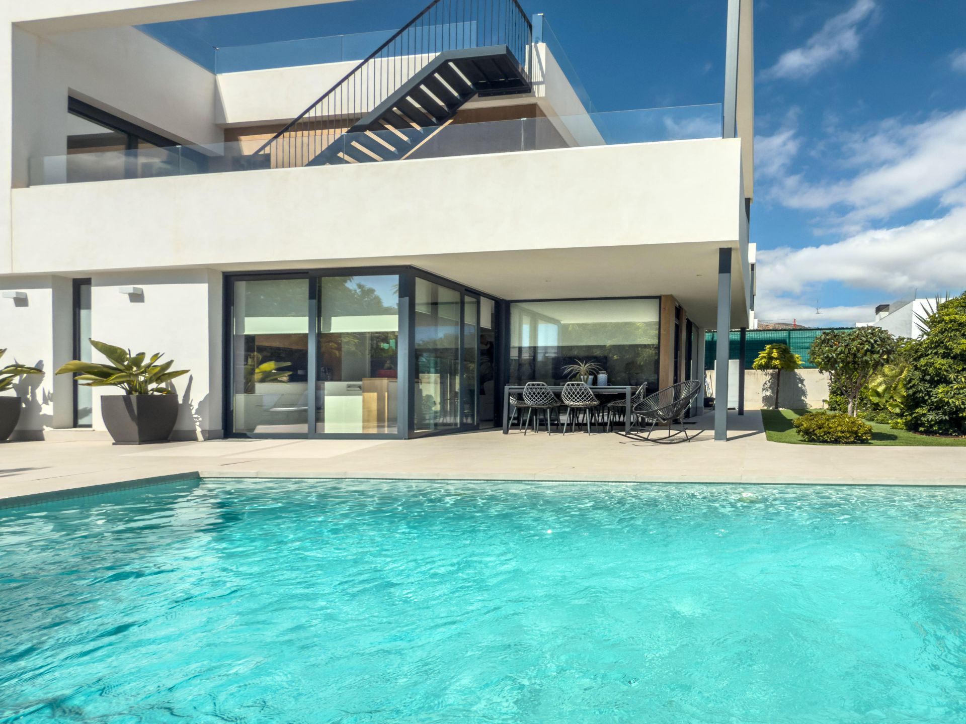 Swimming pool of House or chalet for sale in Finestrat  with Air Conditioner, Heating and Private garden