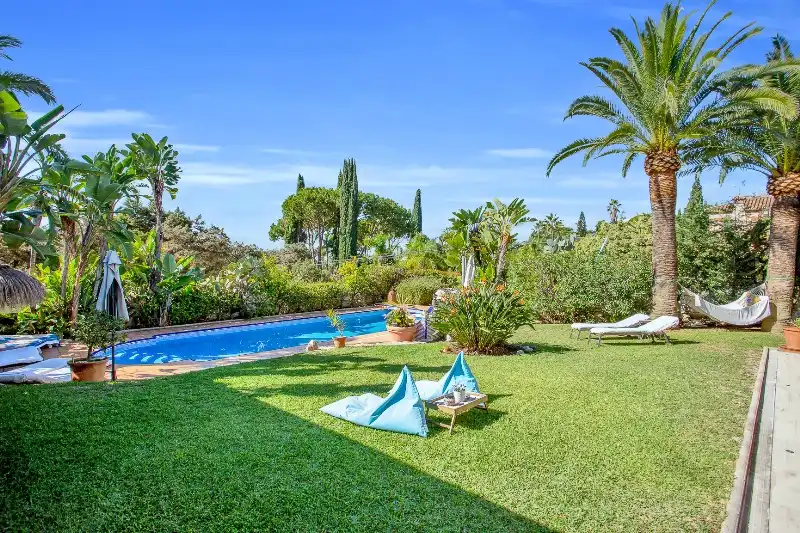 Chalet con piscina en venta en Elviria - Cabopino, imagen 4