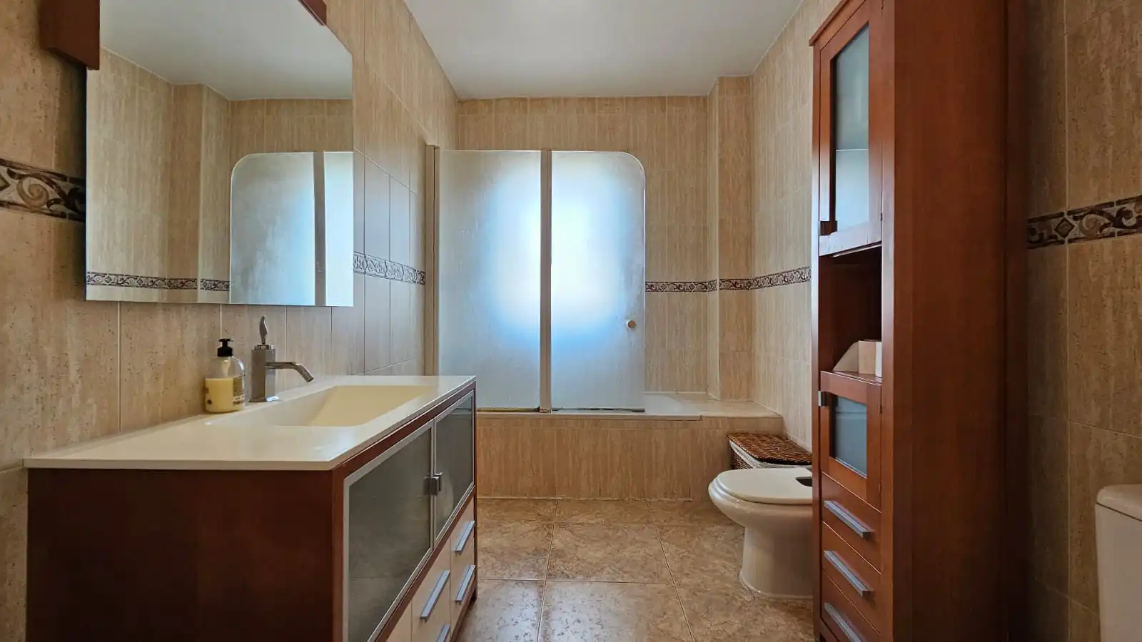 Baño de Ático en venta en El Ejido con Aire acondicionado, Terraza y Amueblado