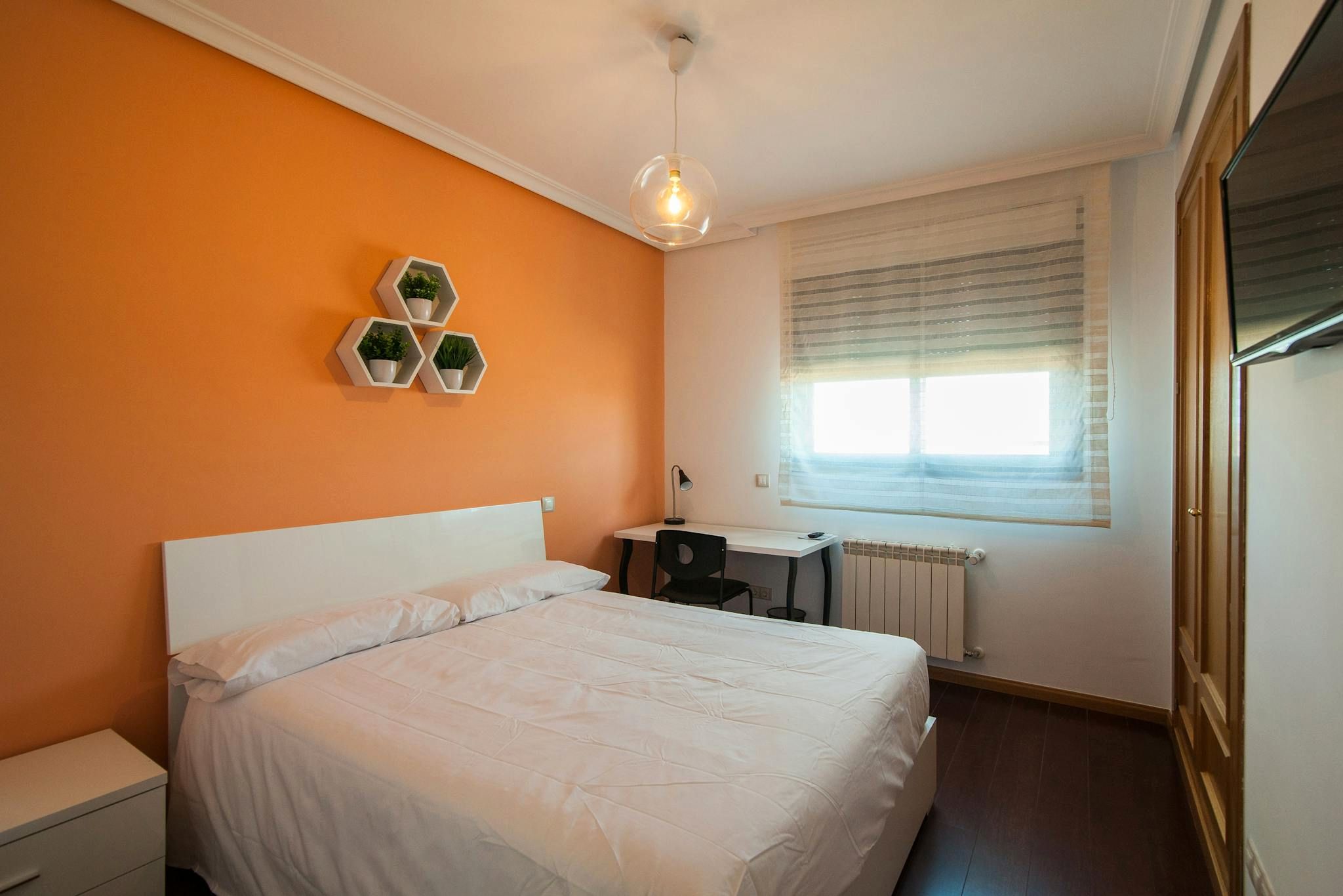 Bedroom of Flat to share in  Madrid Capital  with Air Conditioner, Heating and Furnished