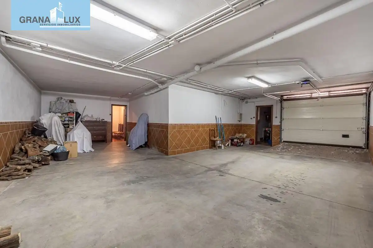 Chalet en venta en Calle de la Virgen del Rocío, imagen 39
