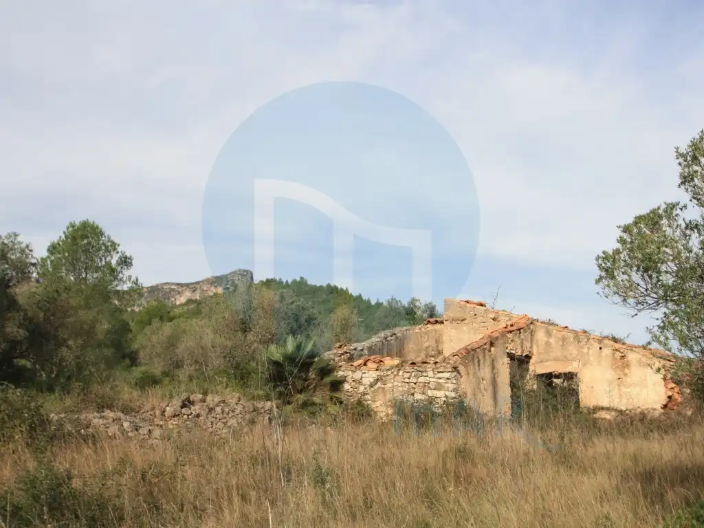 Country house for sale in Bítem
