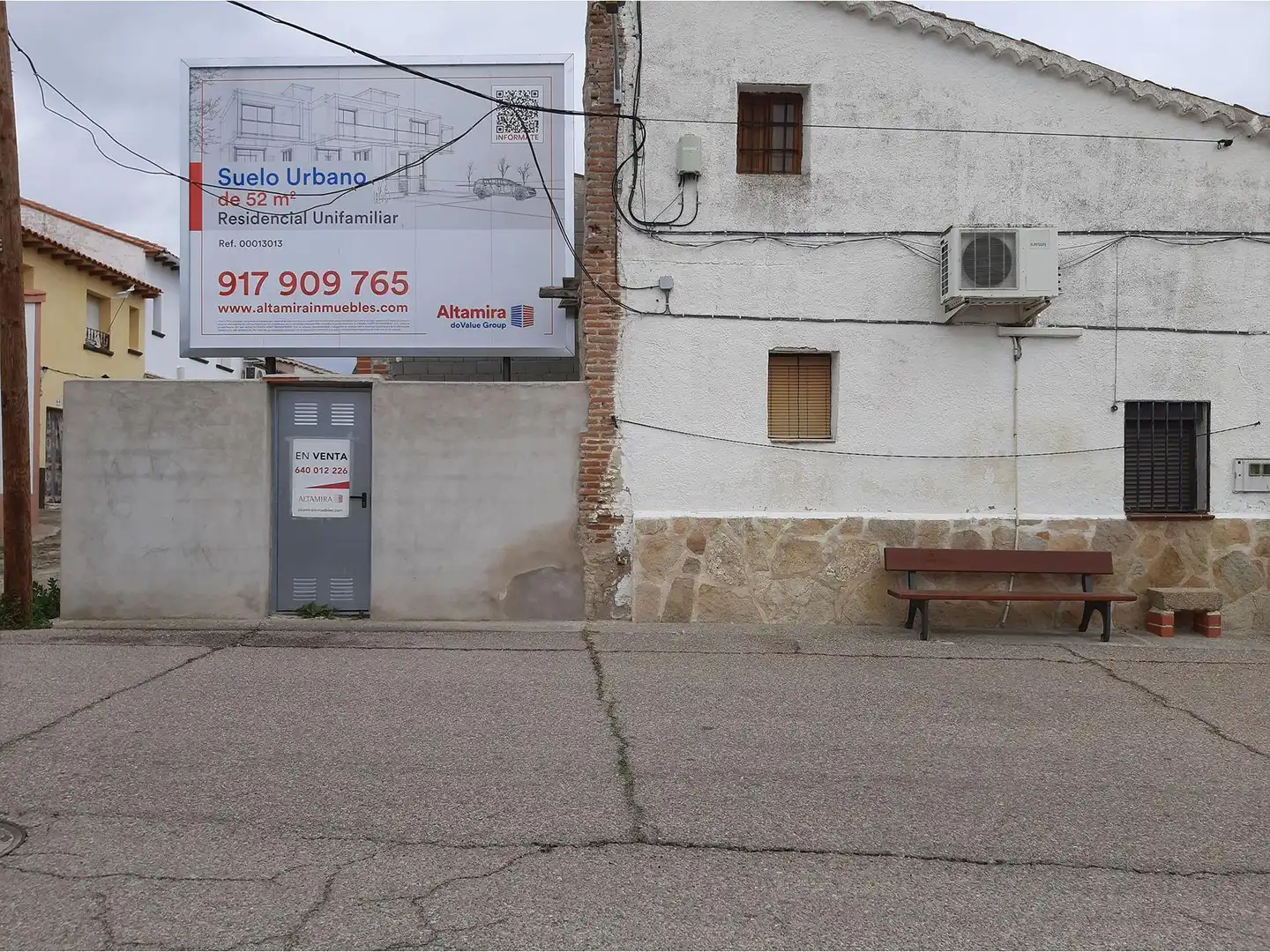 Außenansicht von Residential zum Verkauf in Calzada de Oropesa