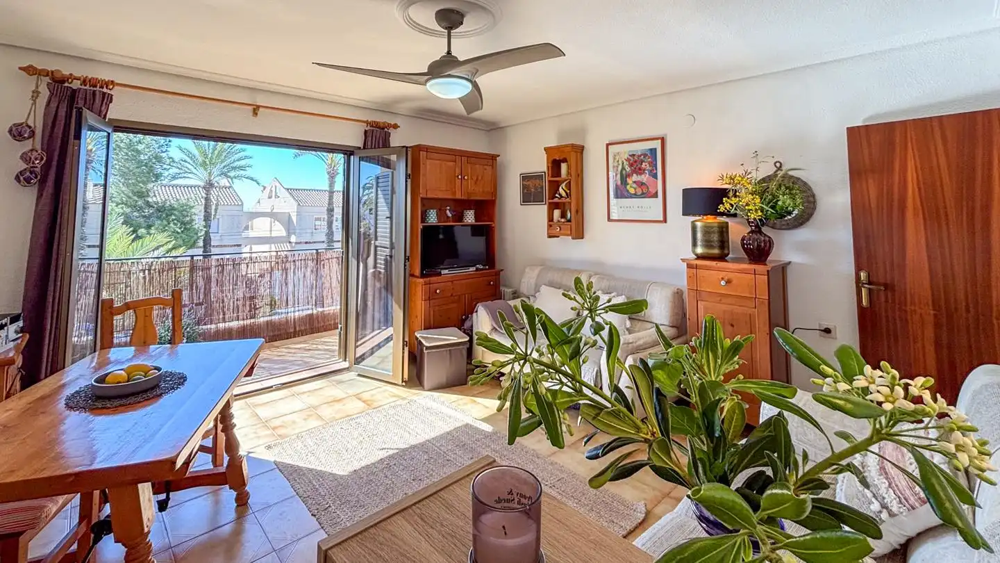 Wohnzimmer von Wohnungen zum Verkauf in Santa Pola mit Terrasse, Schwimmbad und Gemeinschaftspool