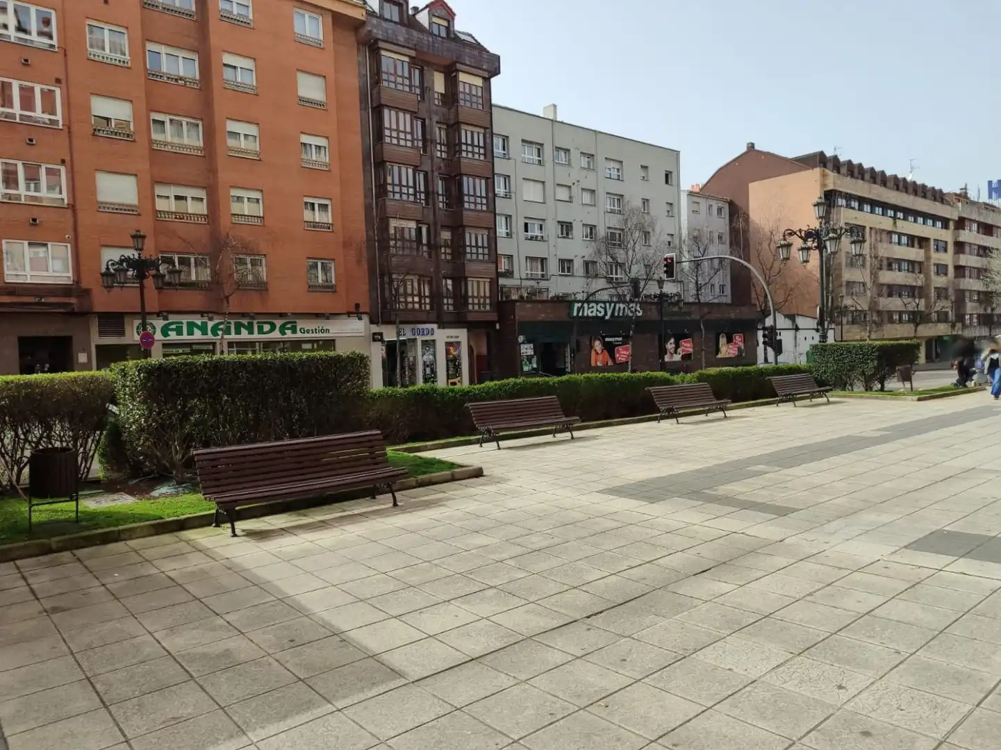 Vista exterior de Pis en venda en Oviedo 