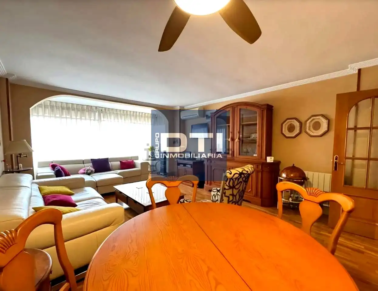 Sala d'estar de Àtic en venda en Alicante / Alacant amb Aire condicionat, Calefacció i Terrassa