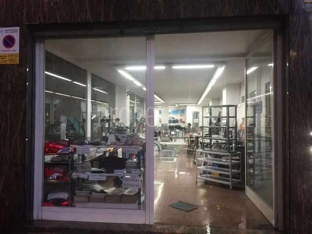 Local comercial en venda a Antonio alzaga, imagen 3