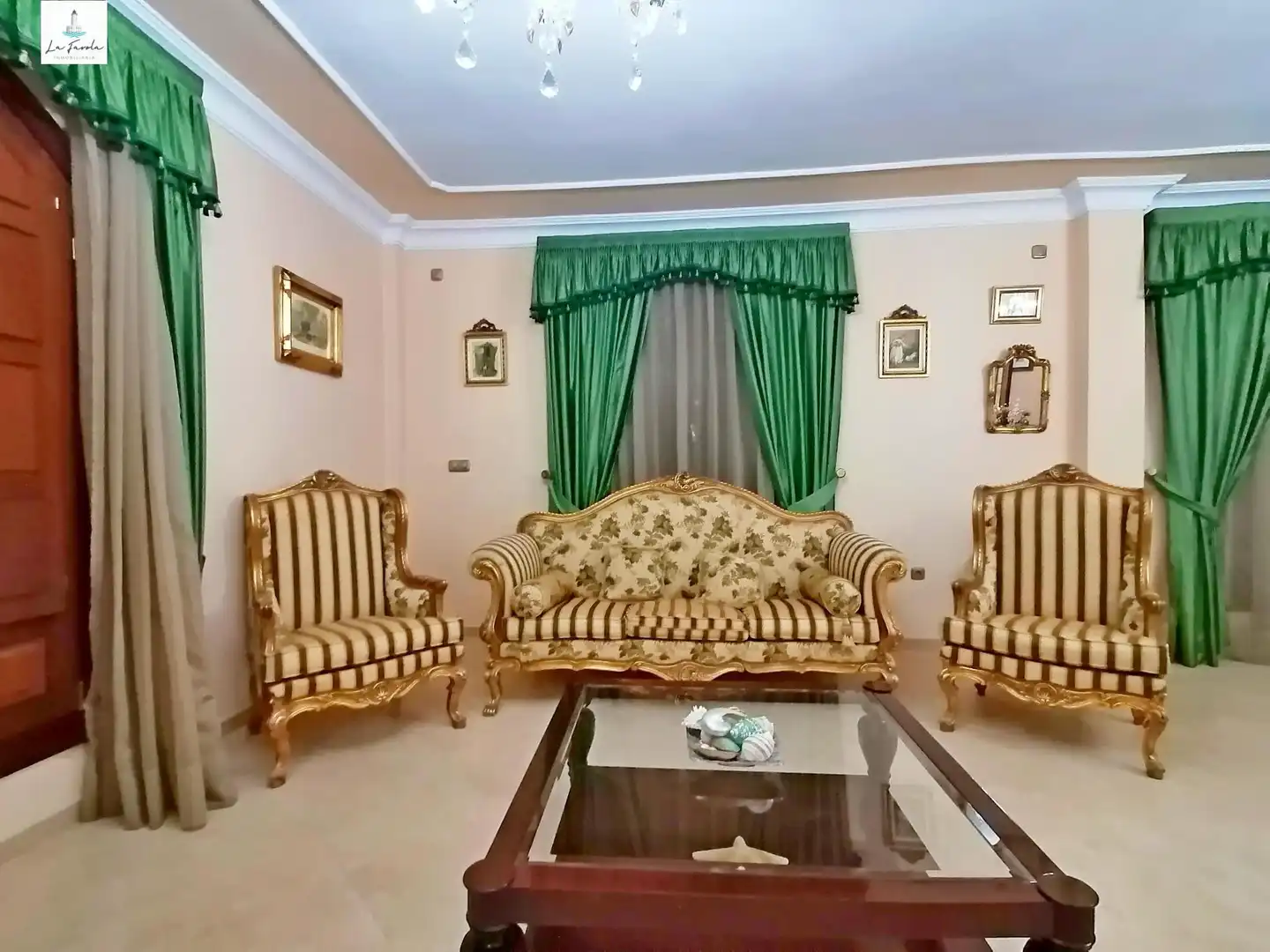 Sala de estar de Casa o chalet en venta en Archidona con Calefacción, Jardín privado y Terraza